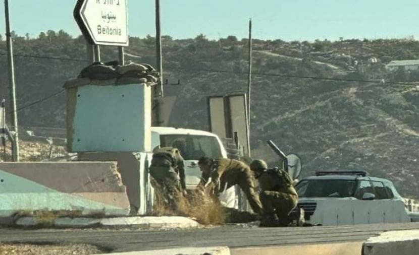 استشهاد شاب وإصابة جندي في هجوم جنوب رام الله