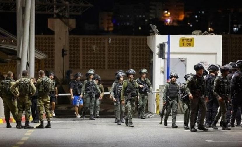 Occupation launches large military operation in Shuafat and Anata