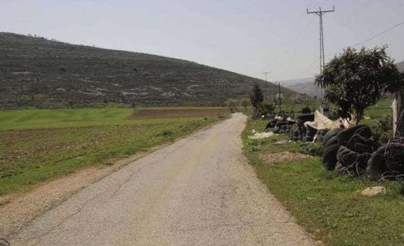 Al-Mughayr residents keep 900 dunams of 43,000
