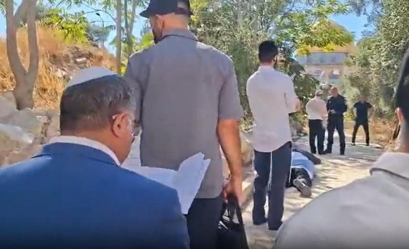 Hamas Warns on Jewish Prayer at Al-Aqsa