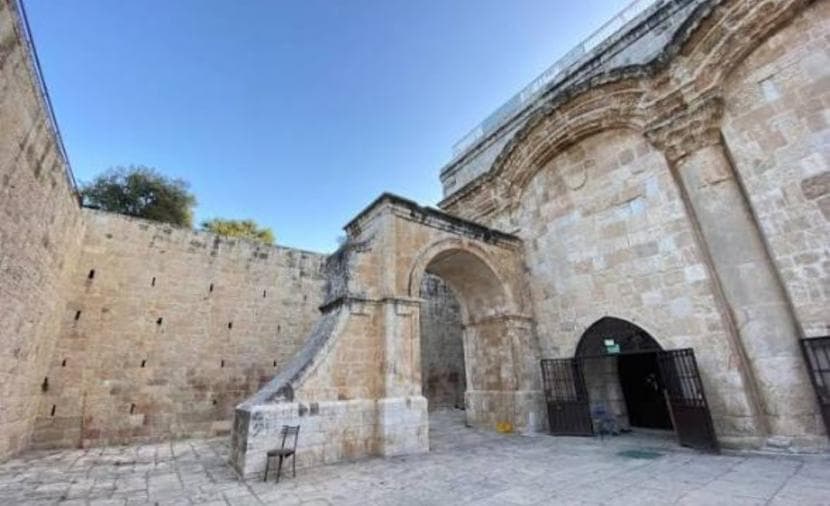 القدس: جماعات الهيكل تستعد لتحويل باب الرحمة لمكان صلاة يهودي