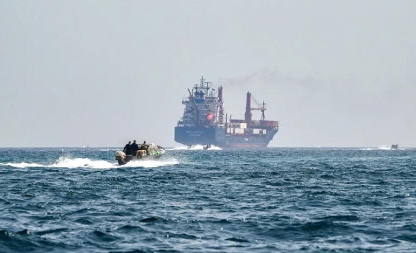 إيران تُعقد اجتماعًا خليجيًا حول أمن مضيق هرمز
