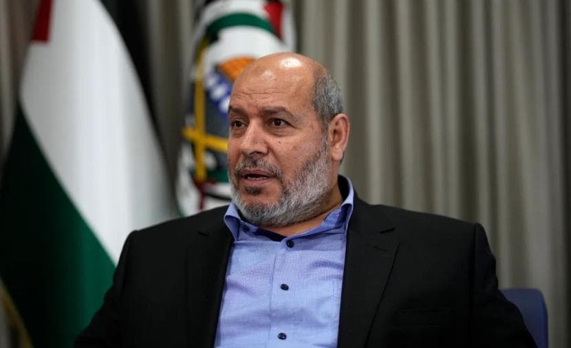 Snake calls Abbas for direct talks on roadmap