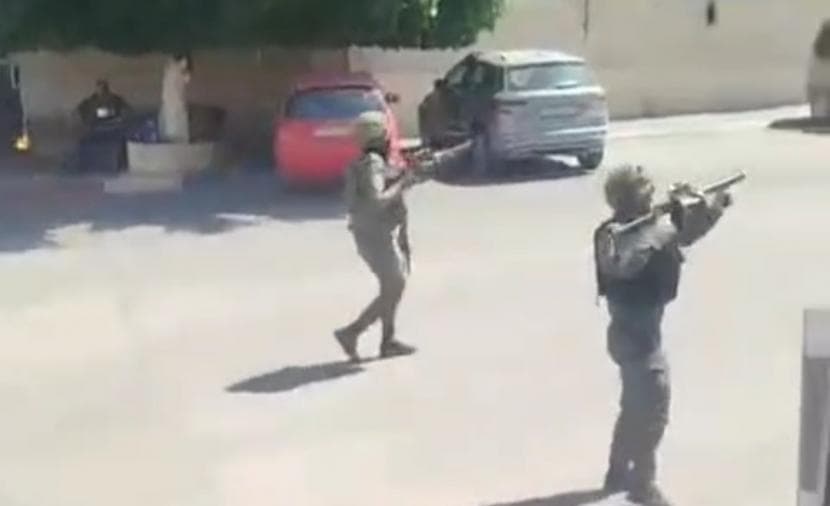 Occupation forces storm Qublin south of Nablus causing suffocation injuries