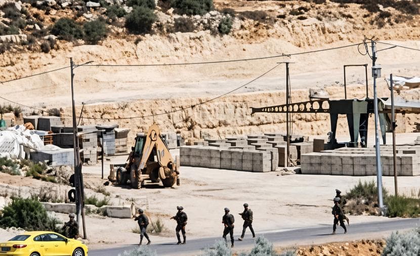بلدة مقدسية محاصرة وتفاقم معاناة السكان