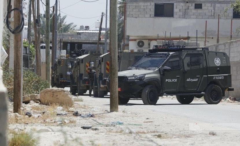 Occupation seizes funds in Ramallah