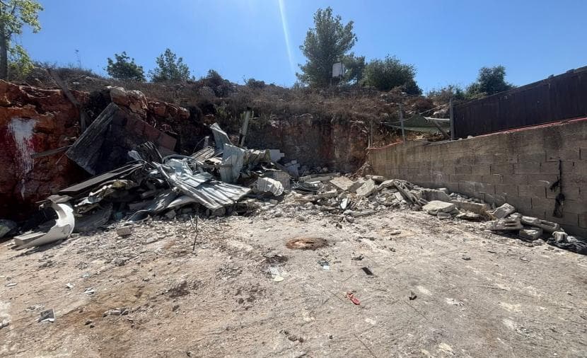 Occupation bulldozers destroy garage near Bethlehem
