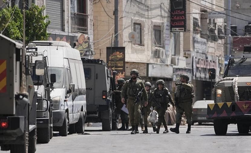 إغلاق مداخل سلفيت يتبادل بين الاحتلال والمستوطنين