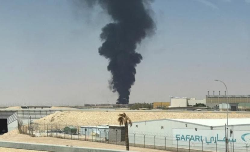 Fires near Riyadh Airport disrupt air traffic