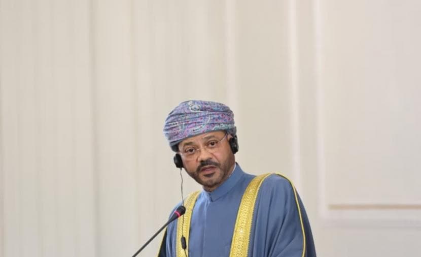 عمان تؤجل قمة الخليج وإيران حول هرمز