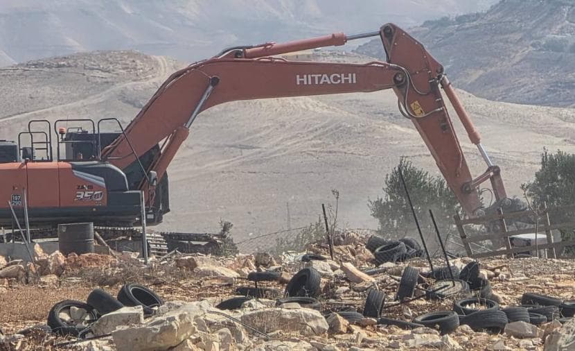 الاحتلال يشن هدم وتطهير في العيسوية