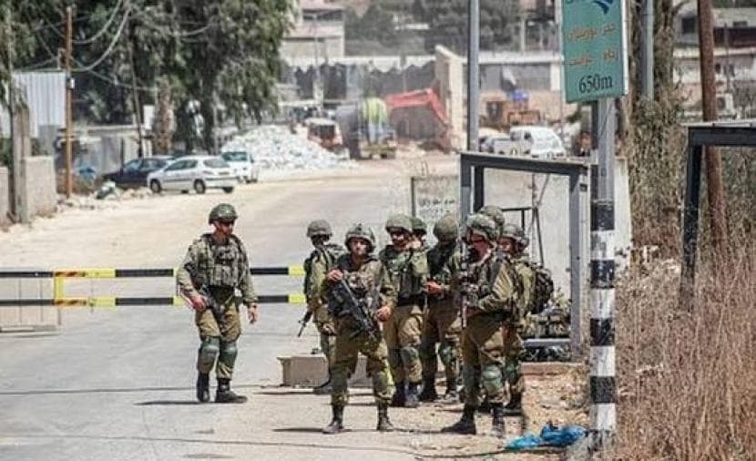 الاحتلال يحول منزلًا بتل بنابلس إلى ثكنة