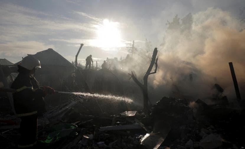 Russian airstrike injures six in Kharkiv