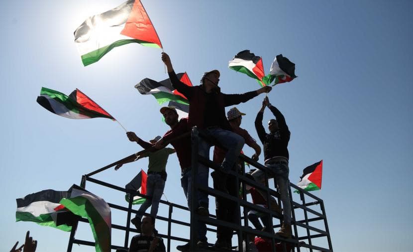 الفصائل تدعو لاجتماع عاجل وتدين جرائم الاحتلال