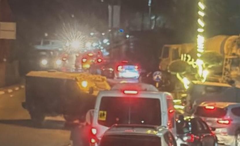 Occupation forces set checkpoint at Qalqilya's east