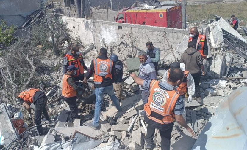 Gaza Civil Defense Reports 8,000 Bodies Under Rubble