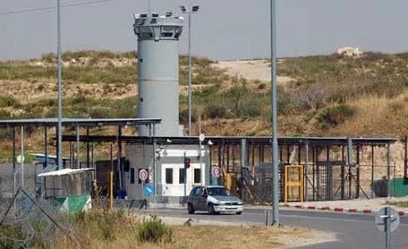 Beit Iksa checkpoint closure impacts movement