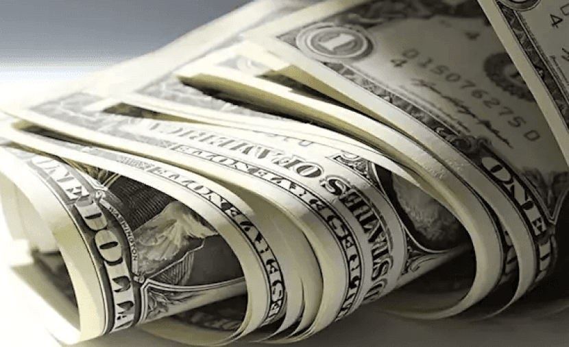 Dollar Faces Weekly Drop on Lower Rate Hike Bets