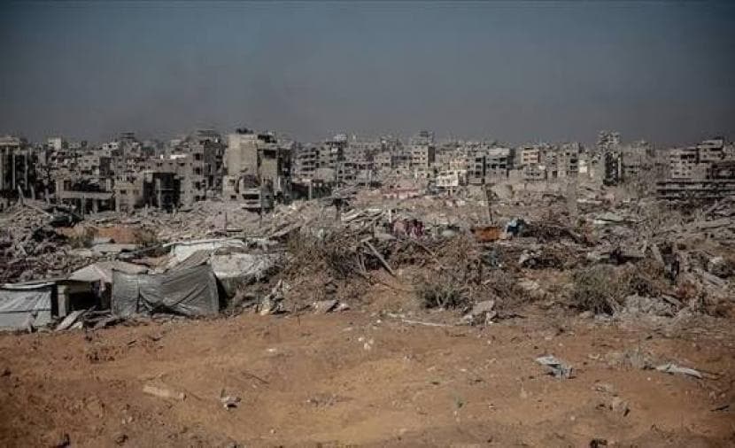 طفلة شهدت وإصابة صيادين في قصف بغزة
