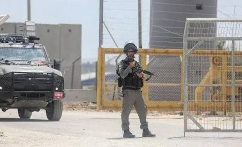 Occupation shuts Beit Iksa checkpoint