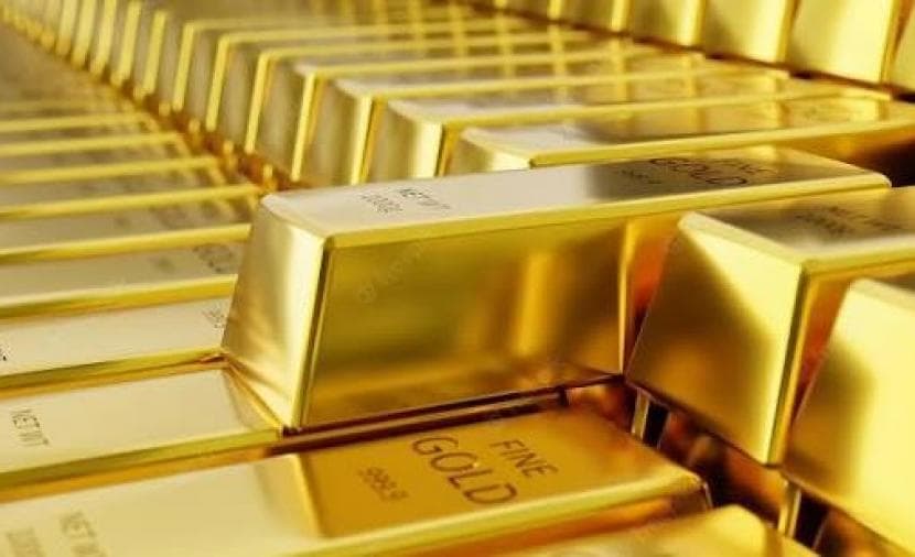 الذهب يتراجع في بداية التداولات الآسيوية