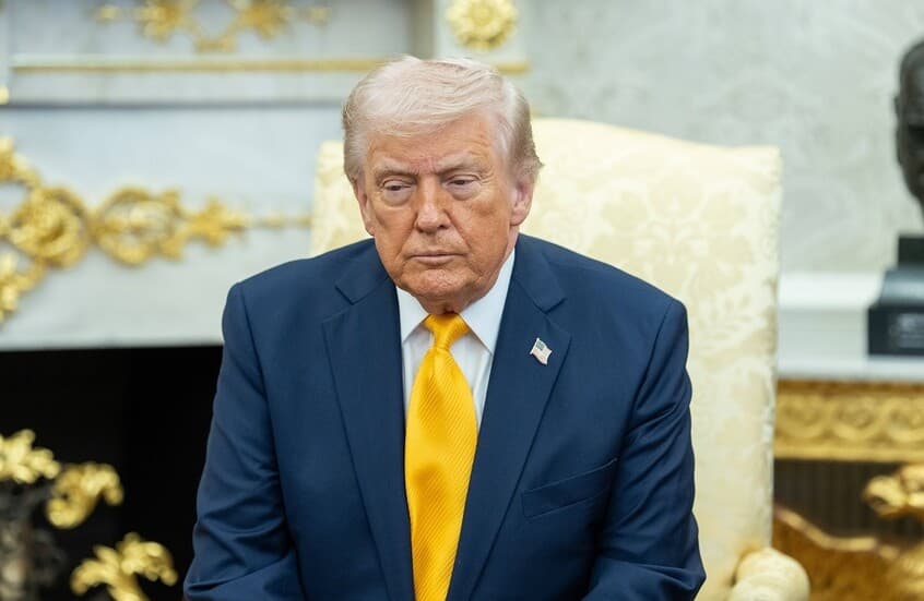 Trump speaks on US soldiers' deaths