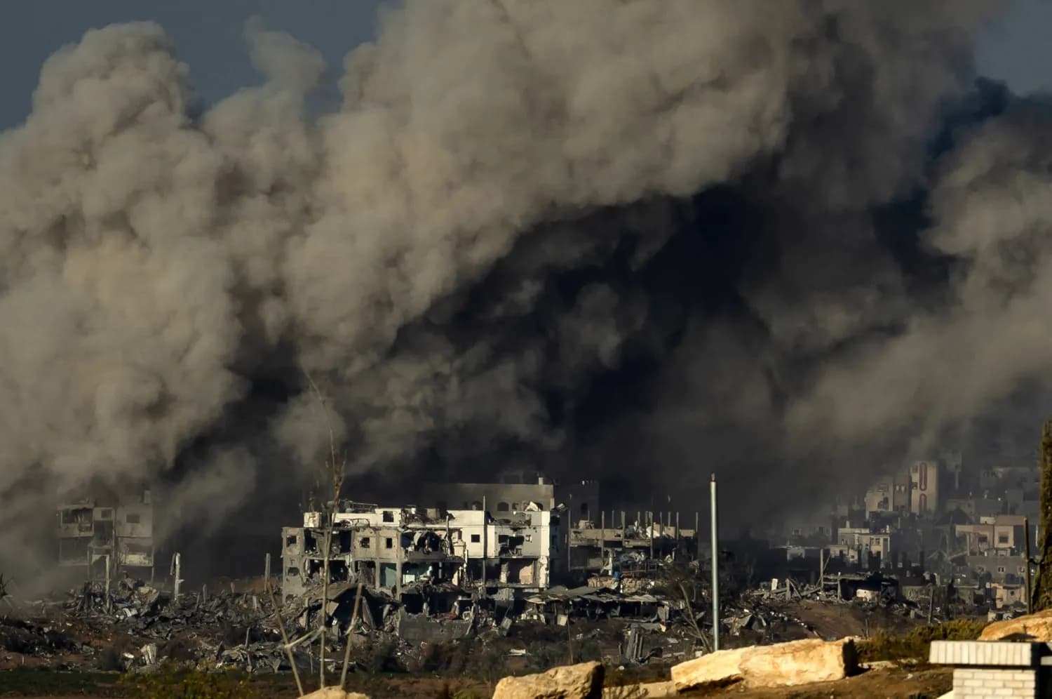 Washington urges Israel to pause Gaza fire