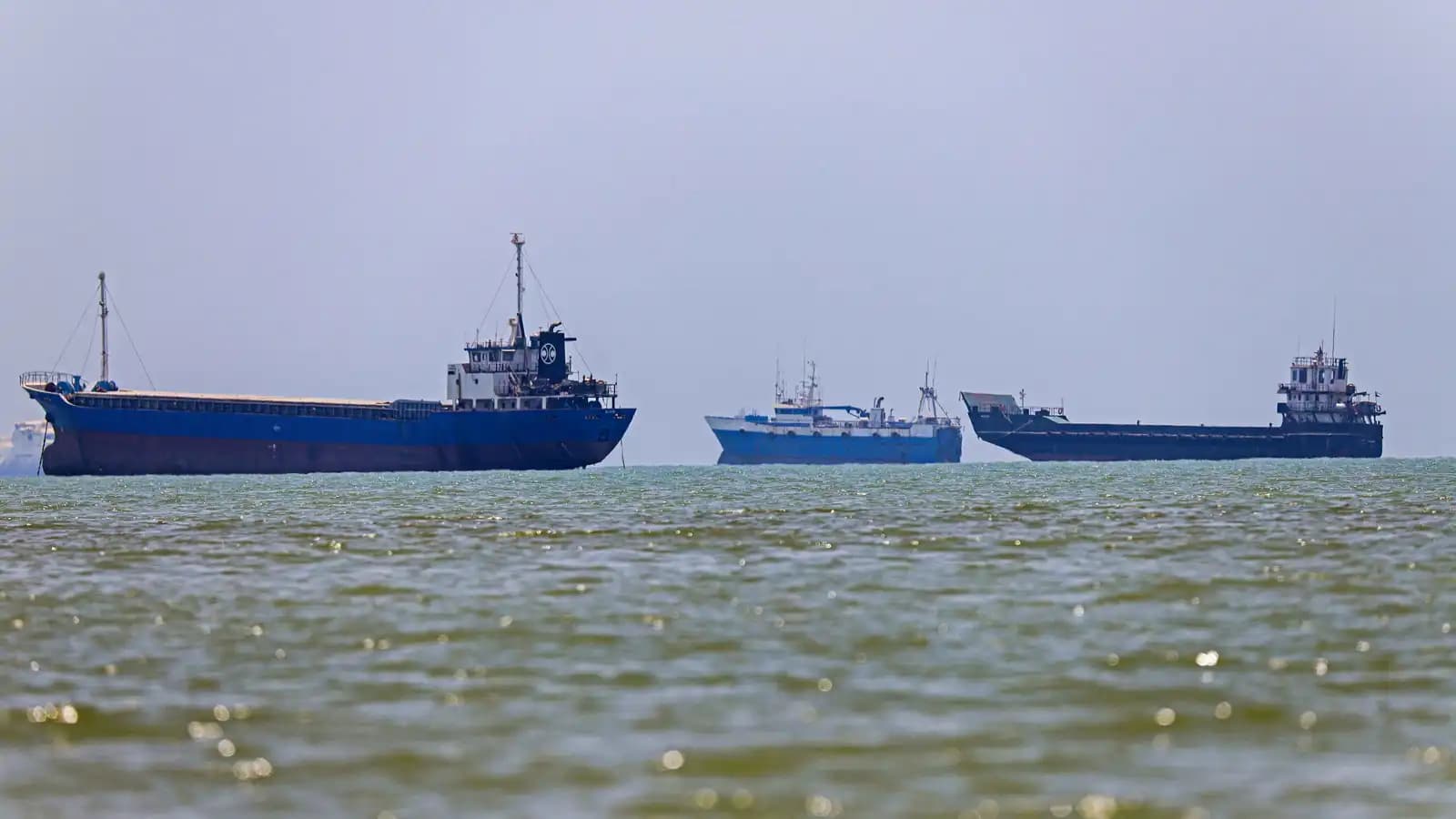 Navigation Through Strait of Hormuz Drops