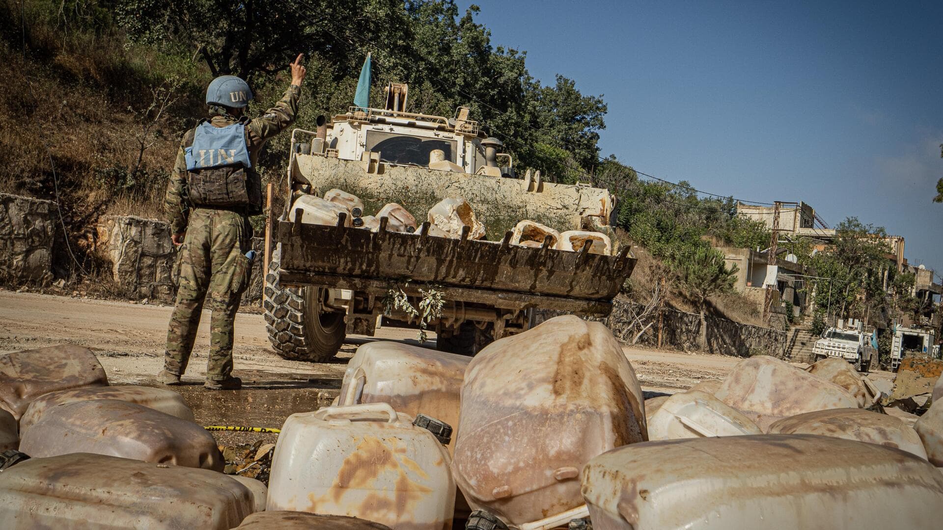 UNIFIL Finds 4 Tons of Explosive in Lebanon