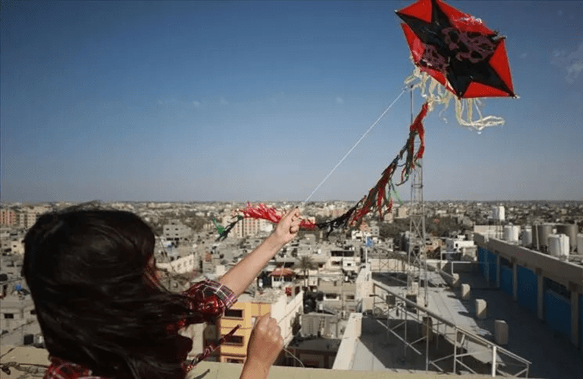 غزة.. اللجنة الشعبية تحظر الطائرات الورقية في المخيمات