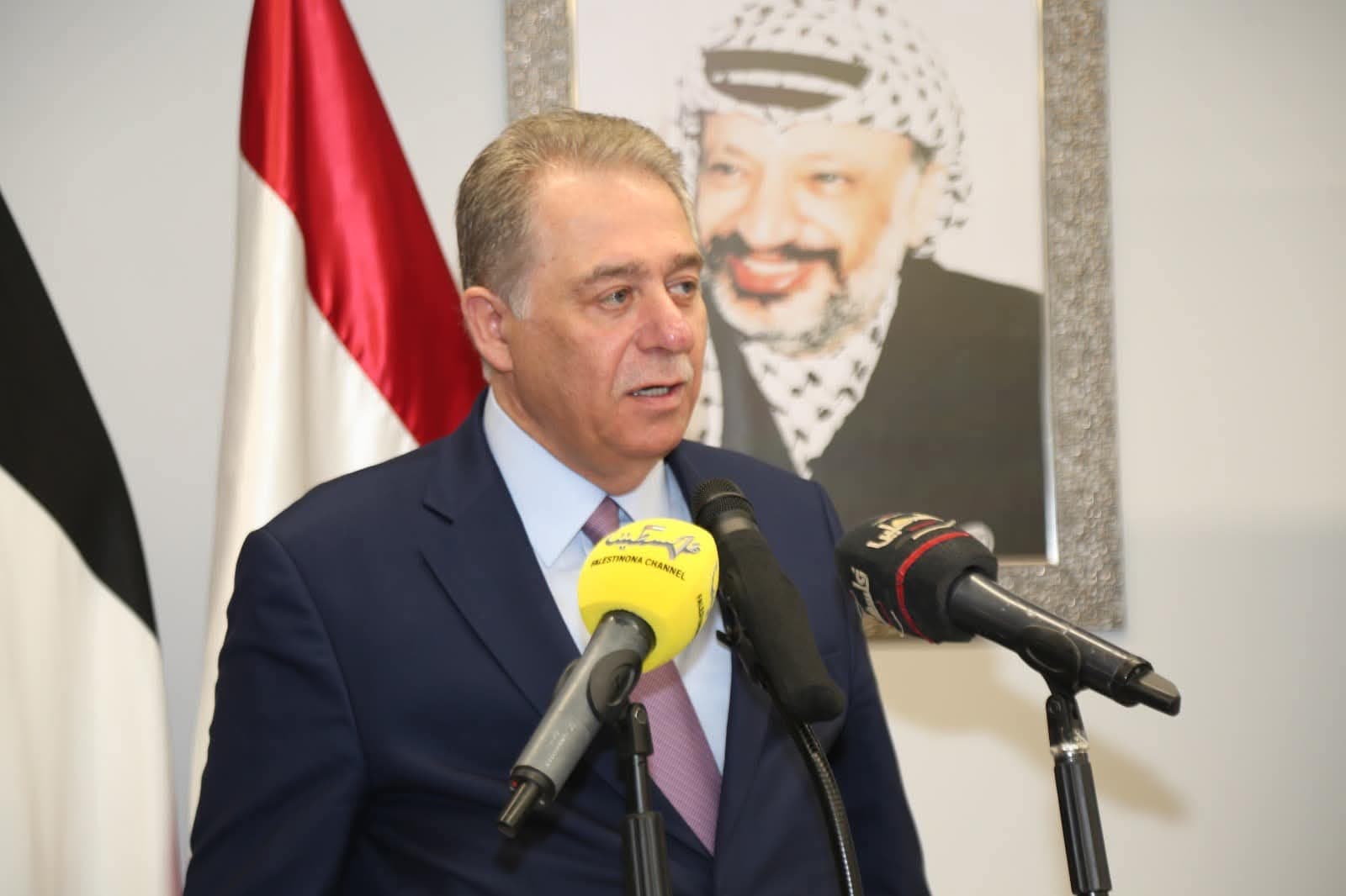 تحرك قضائي بشأن استرداد السفير أشرف دبور