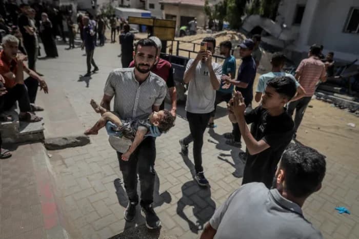 إصابات جراء استهداف خيام النازحين في غزة