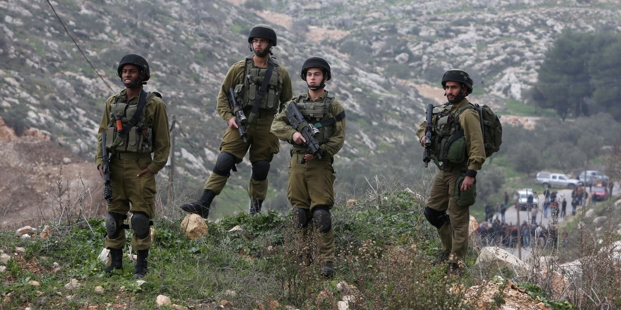 Israeli forces besiege 47 families in Khirbet Al-Ras Al-Ahad in Tubas
