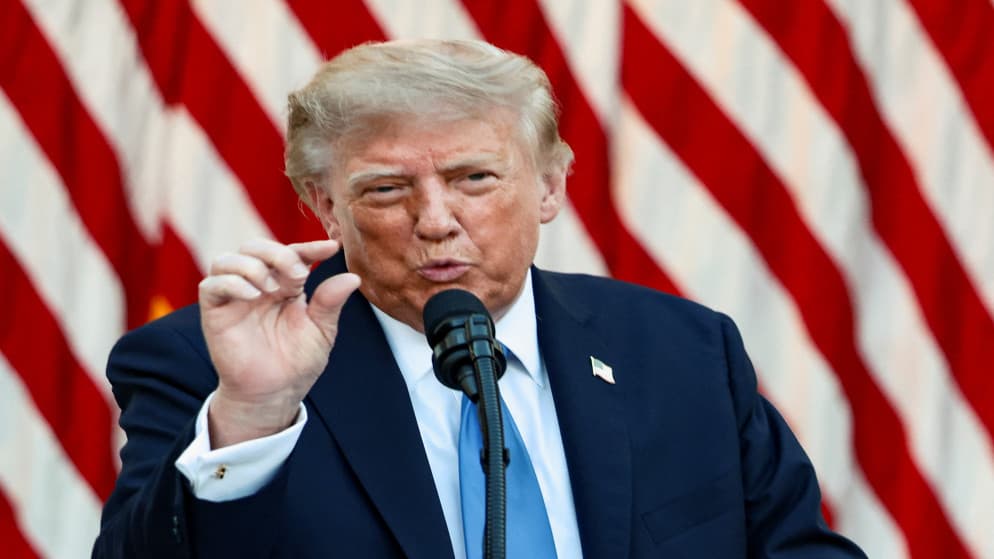 Trump threatens trade cuts over Fed rates