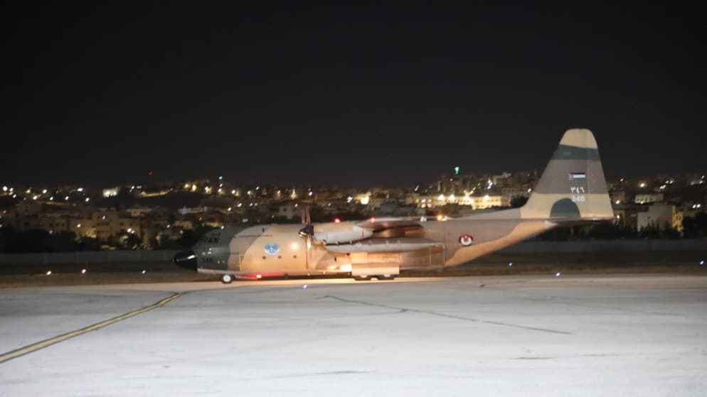 Air Force evacuates 11 Jordanians in Egypt