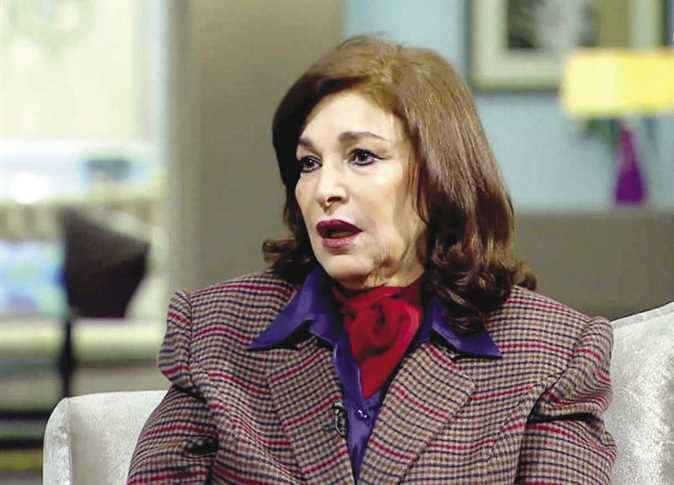 ممثلة مصرية تعتزل وتتوقف عن التواصل