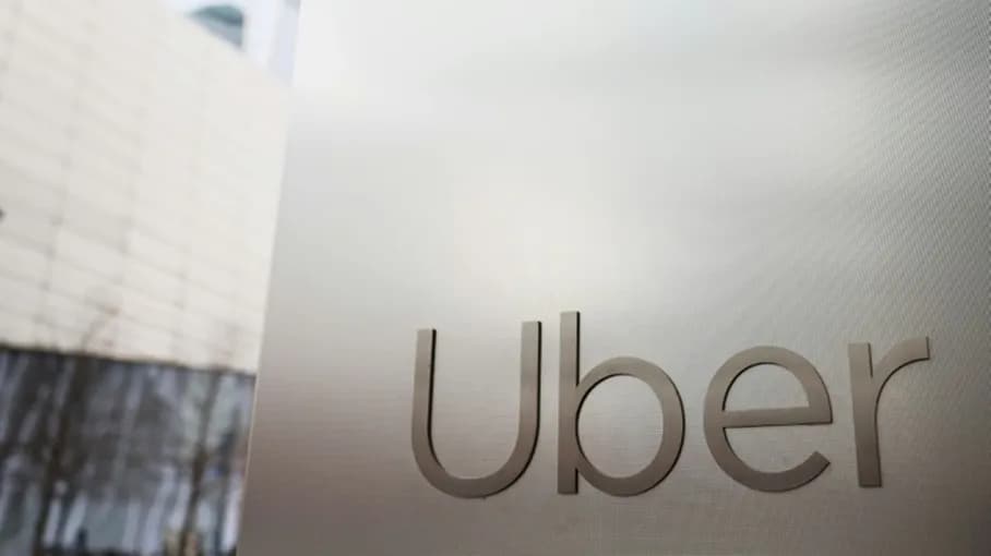 Uber to cut 10% of global workforce