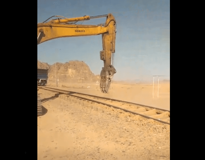 Kreishan Justifies Removing Old Aqaba Rail