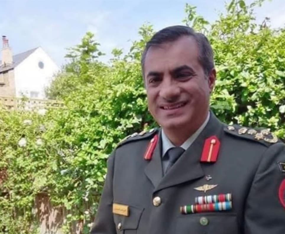 ملك يعيّن اللواء الحراسيس رئيسا للأركان