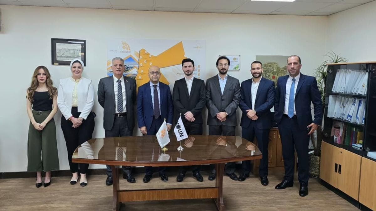 عبيدات يوقع اتفاقية لاستكشاف حلول المدن الذكية