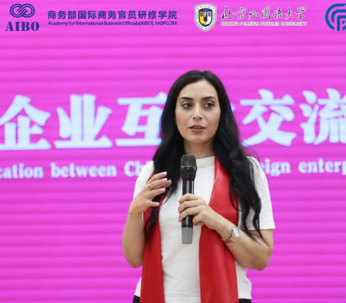 د. رشا القواسمة تشارك في برنامج تدريبي دولي بالصين