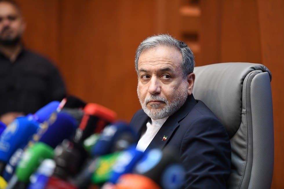 عراقجي: الحروب والتدخلات لا تبني الأمن