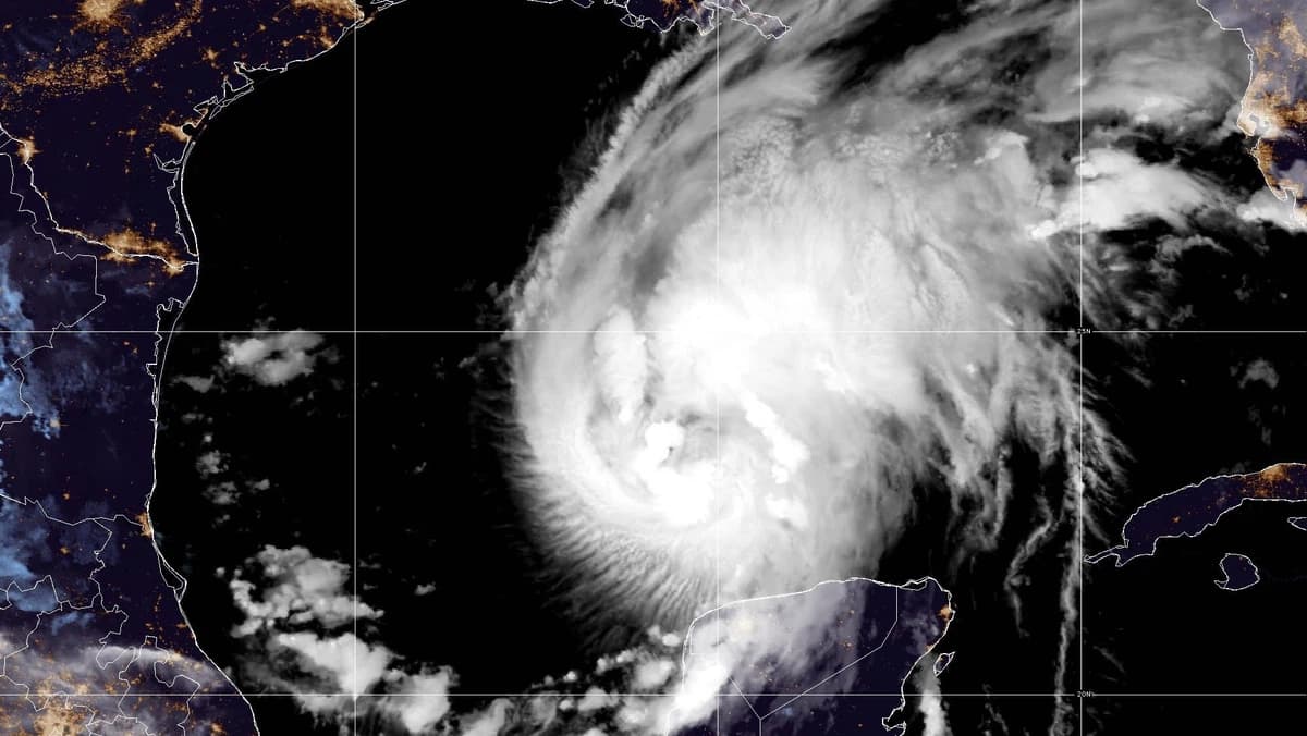 First Atlantic hurricane to reach US coast
