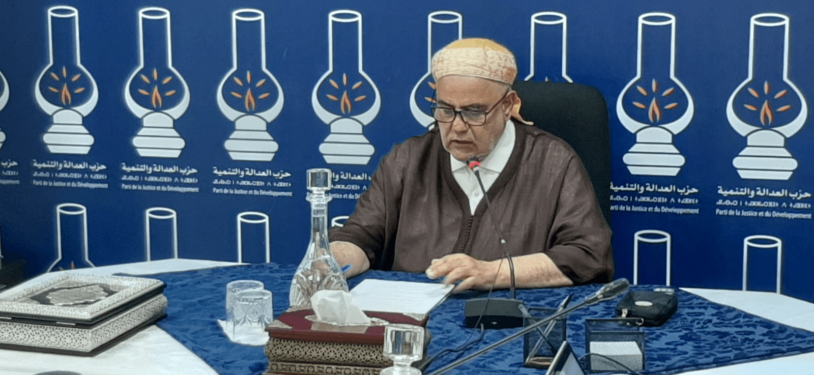 عصيد يصف بنكيران بأنه يعاني من حالة نفسية عميقة