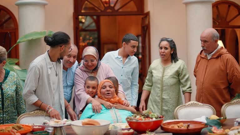 Moroccan Singles or Couples