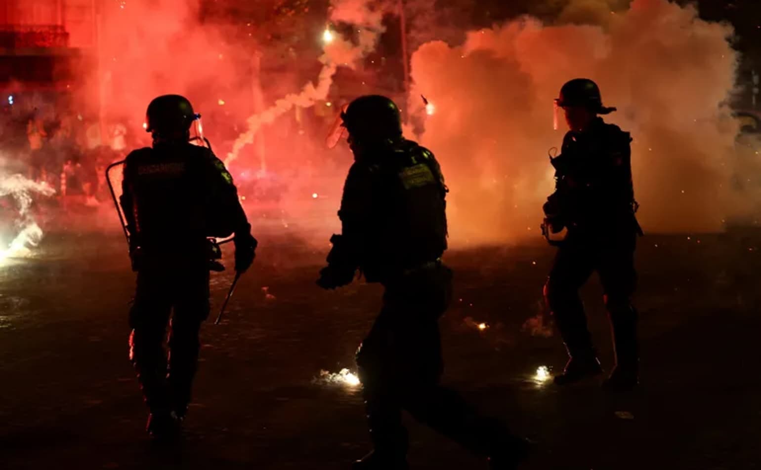 Paris Vandalism During PSG-Arsenal Final