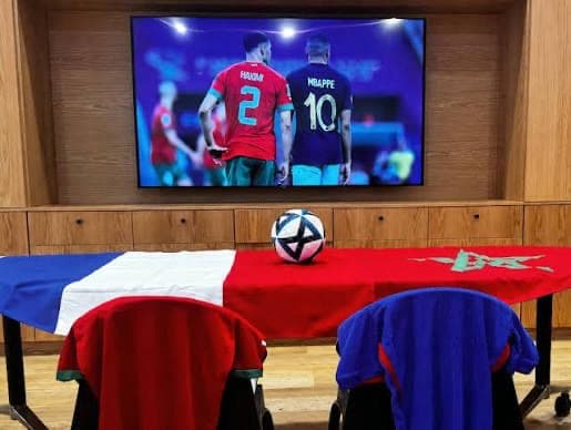 Moroccan Consulate in Orly Urges Community to Celebrate Responsibly Before Facing France