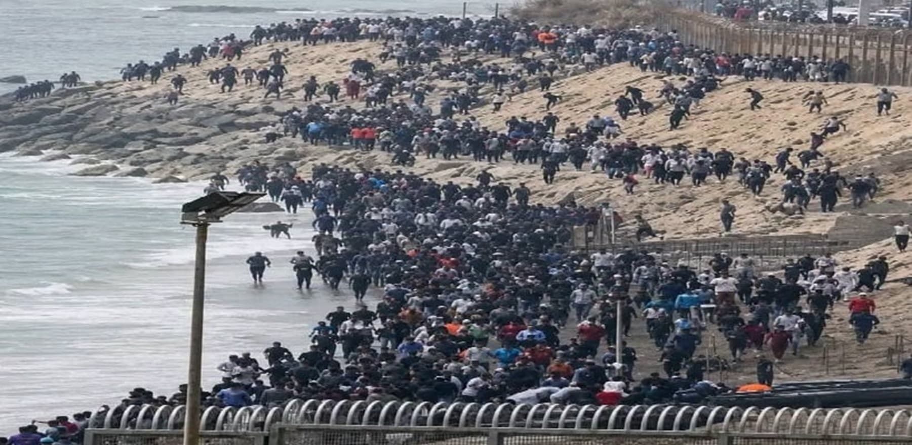 الداخلية الإسبانية: 40 ألف حراك في سبتة خلال 24 ساعة