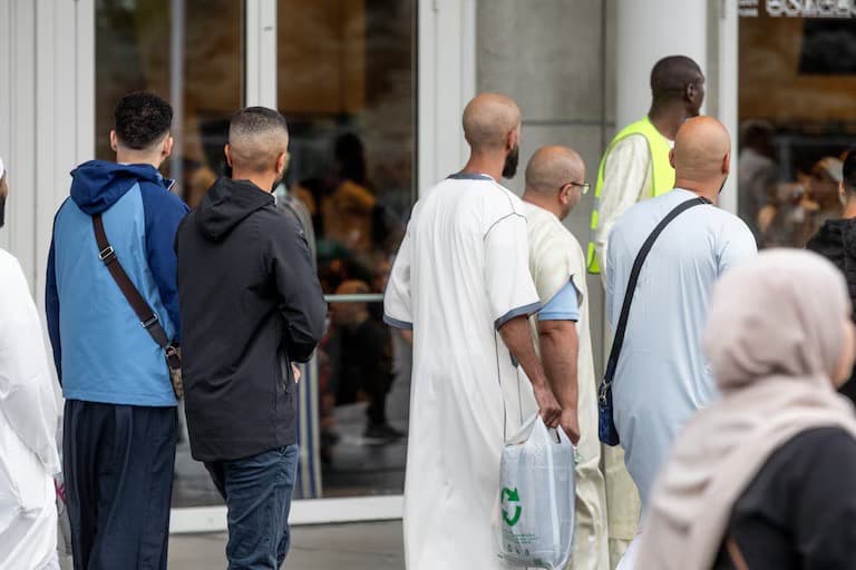 انتقادات للمغرب بسبب الهجرة والتقدم التكنولوجي