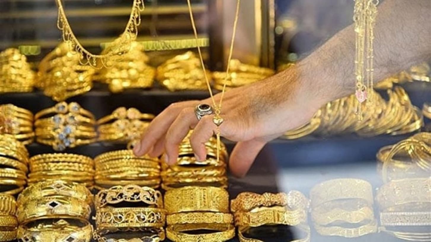 نائبة وكيل فاس تكشف عن مجوهرات غالية وتتابع مشتبهاً به بالمخدرات